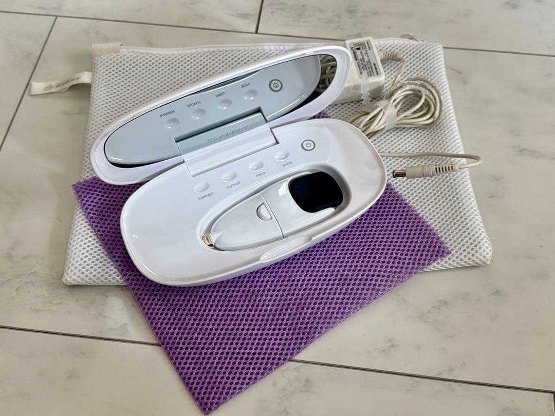モイスティーヌ　moisteane 美顔器