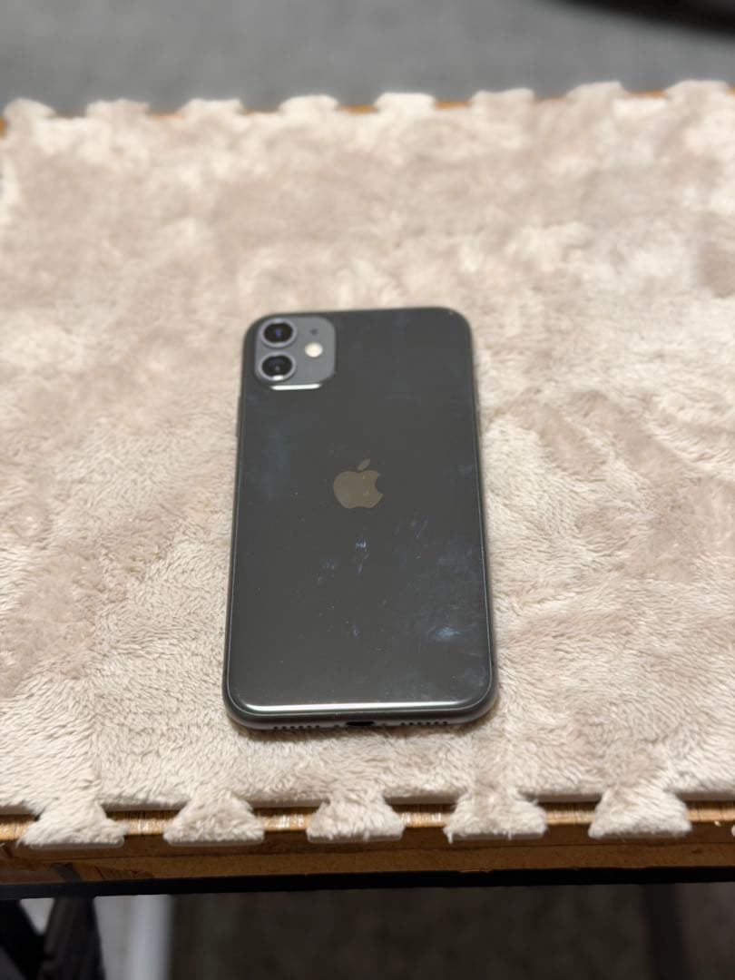猫*様 Apple iPhone 11 スペースグレー 本体