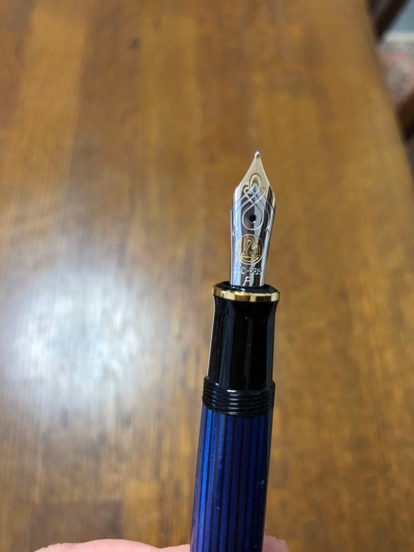 Pelikan スーぺレーン万年筆 青ストライプデザイン　M400