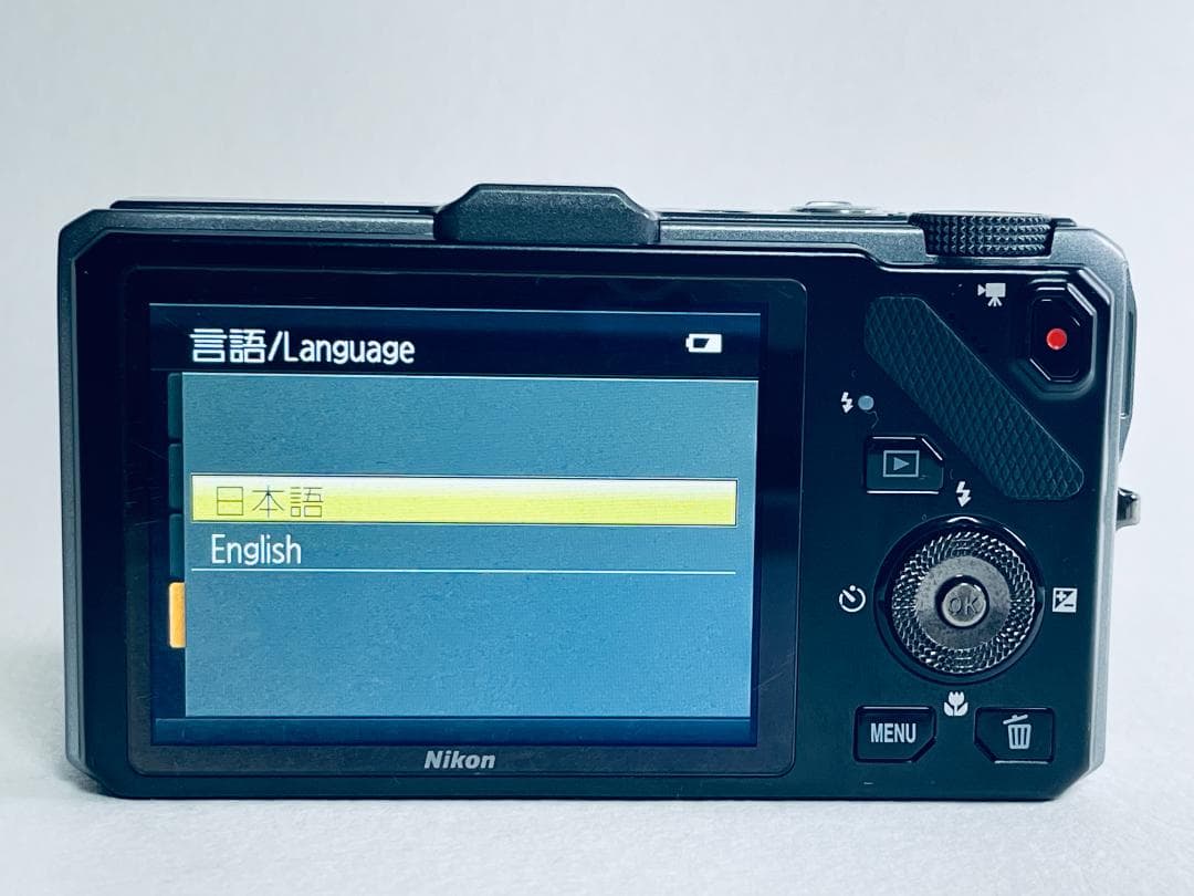 NIKON COOLPIX S9300 シルバー デジタルカメラ コンデジ