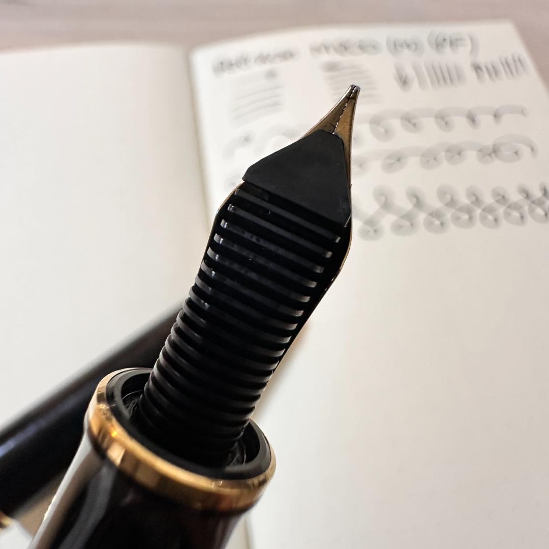 PELIKAN ペリカン 万年筆 M300 緑縞 ペン先 F 14C-585