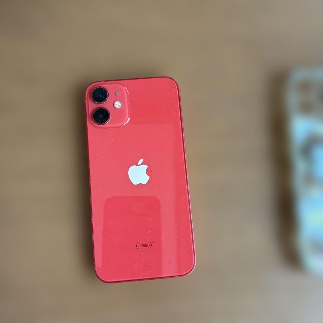 iPhone12miniレッド