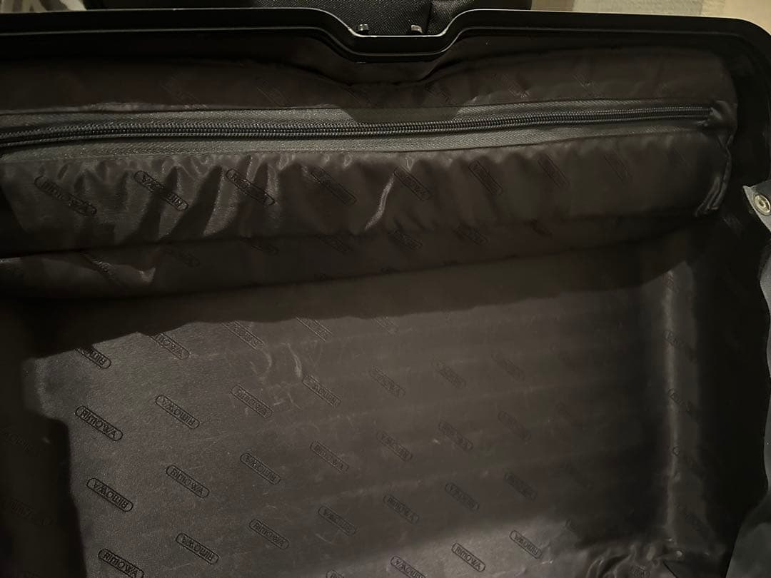 廃盤RIMOWA ステルス　4輪　26L 機内持ち込み