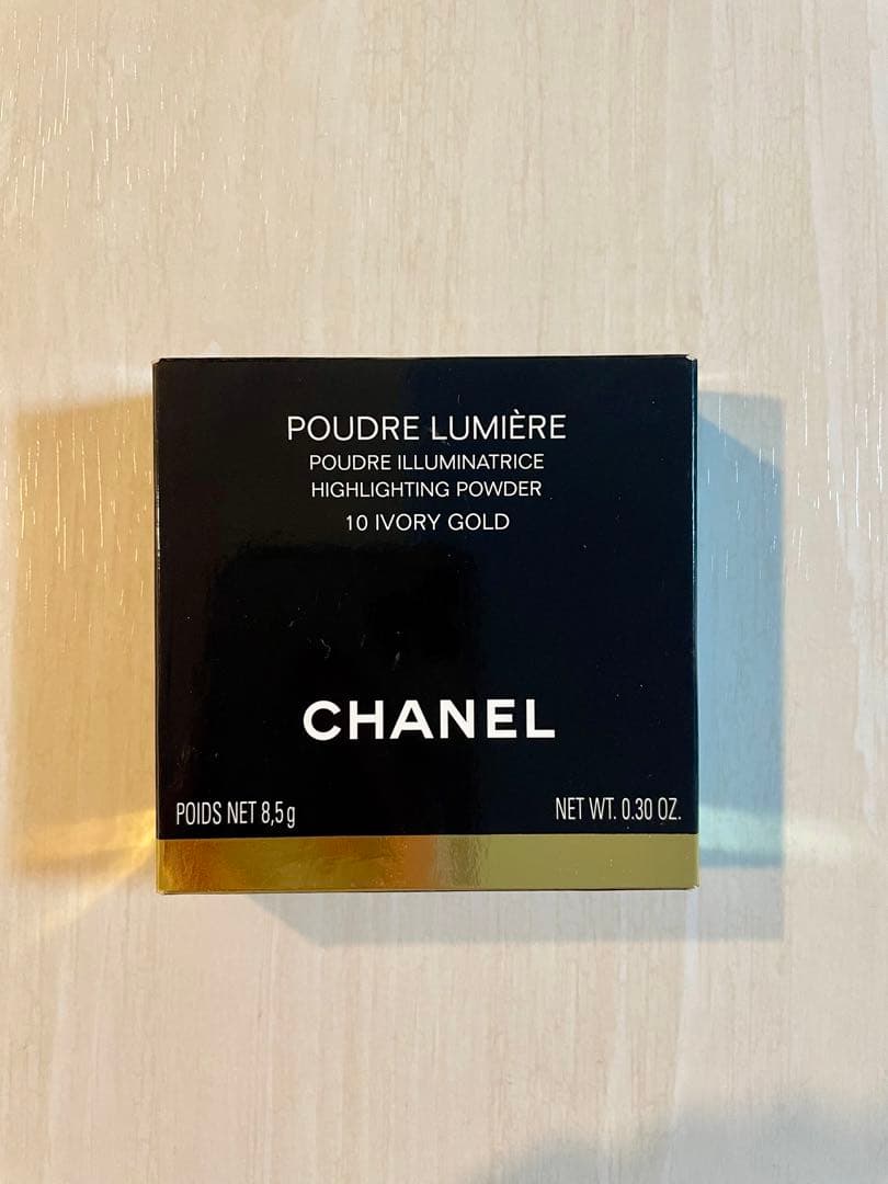 CHANEL プードゥル　ルミエール　10 アイヴォリーゴールド　ハイライト