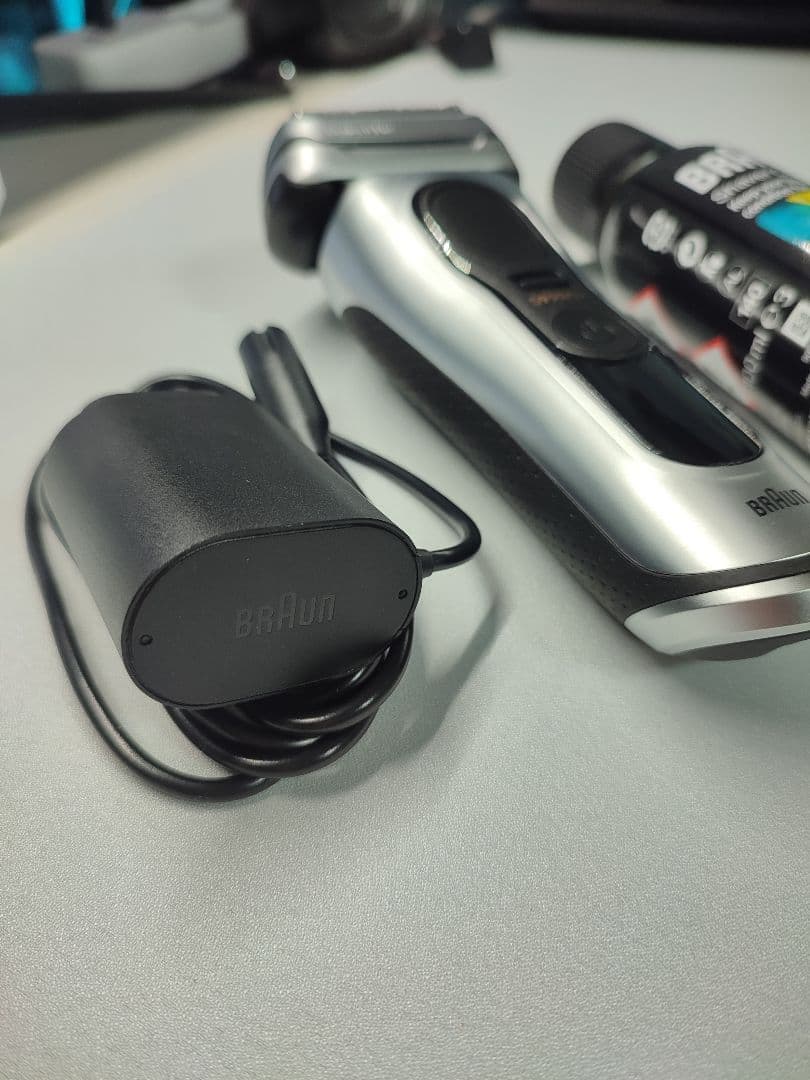 BRAUN S9 PRO+ メンズ電気シェーバー