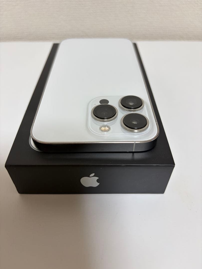 【美品】iPhone13Pro Max 256G SIMフリー