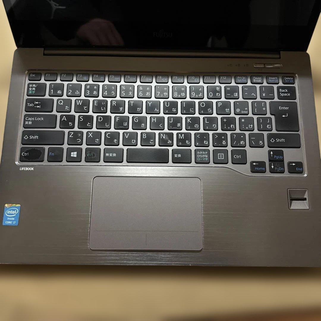 富士通　FUJITSUノートパソコン LIFEBOOK WU1/L