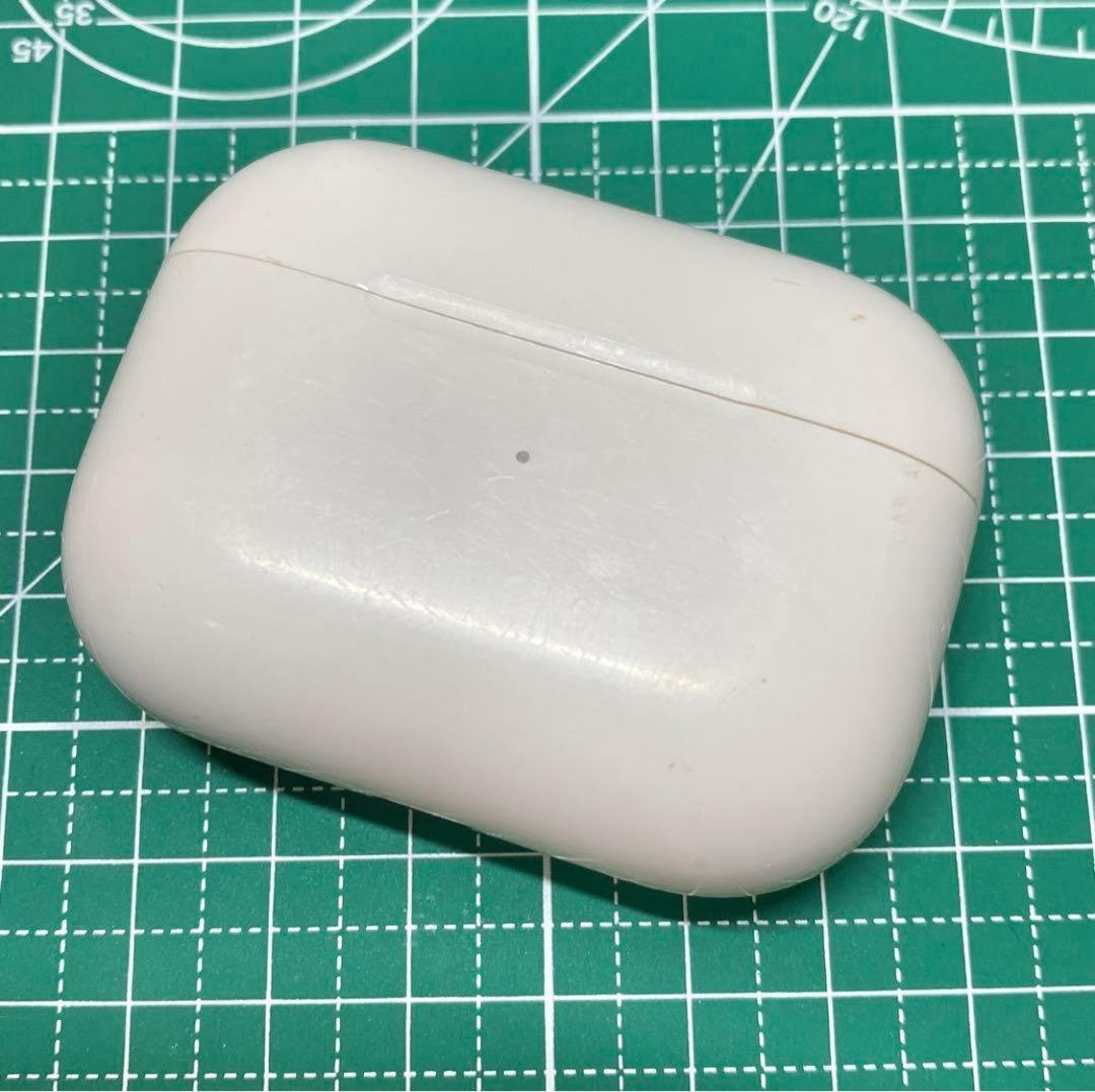 Apple AirPods pro第2世代充電ケースのみ