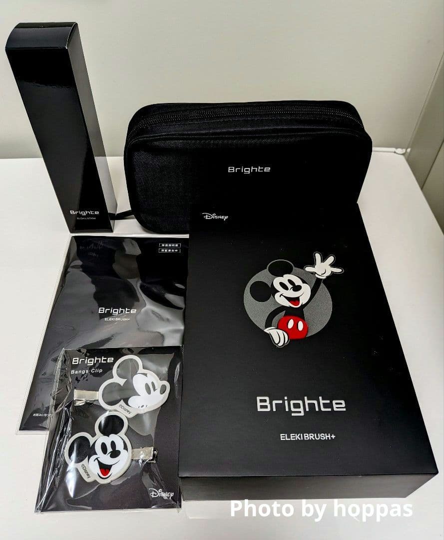 Brighte ELEKI BRUSH+ミッキー／専用化粧水＆ポーチ付き