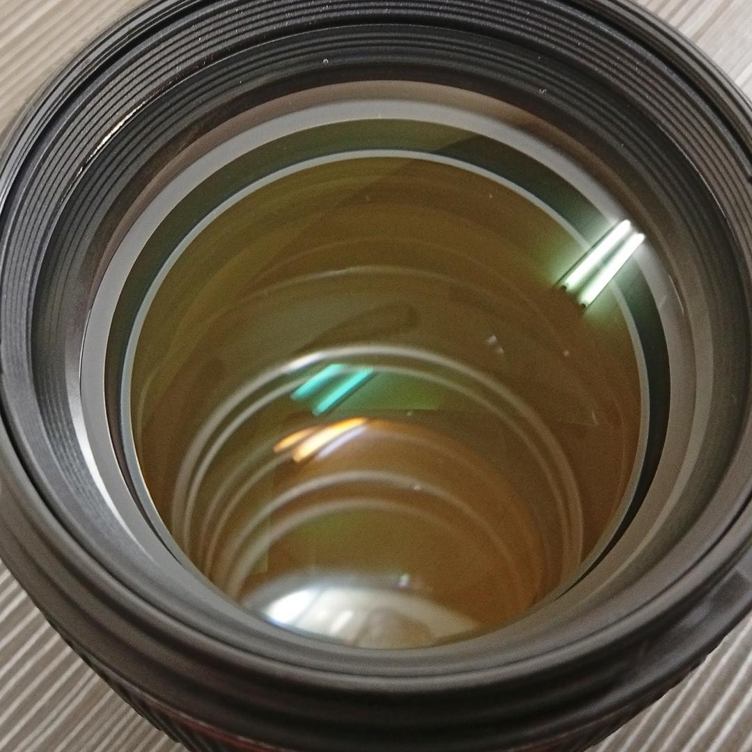 Canon EF 85mm f/1.4L IS USM レンズ