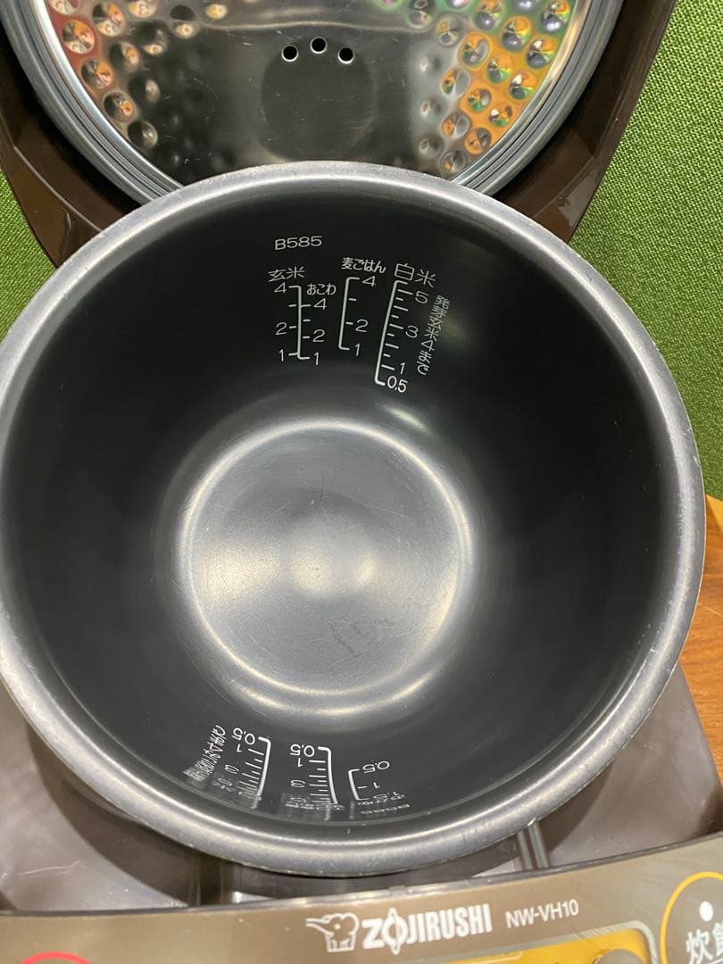 【美品】象印 IH炊飯器 極め炊きNW-VH10ブラウン 1.0L 5.5合炊き