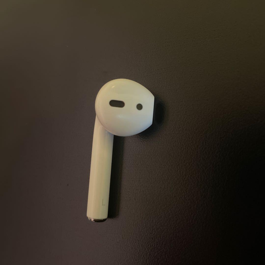 【状態良好】Apple Airpods2 Lightningケーブル付帯