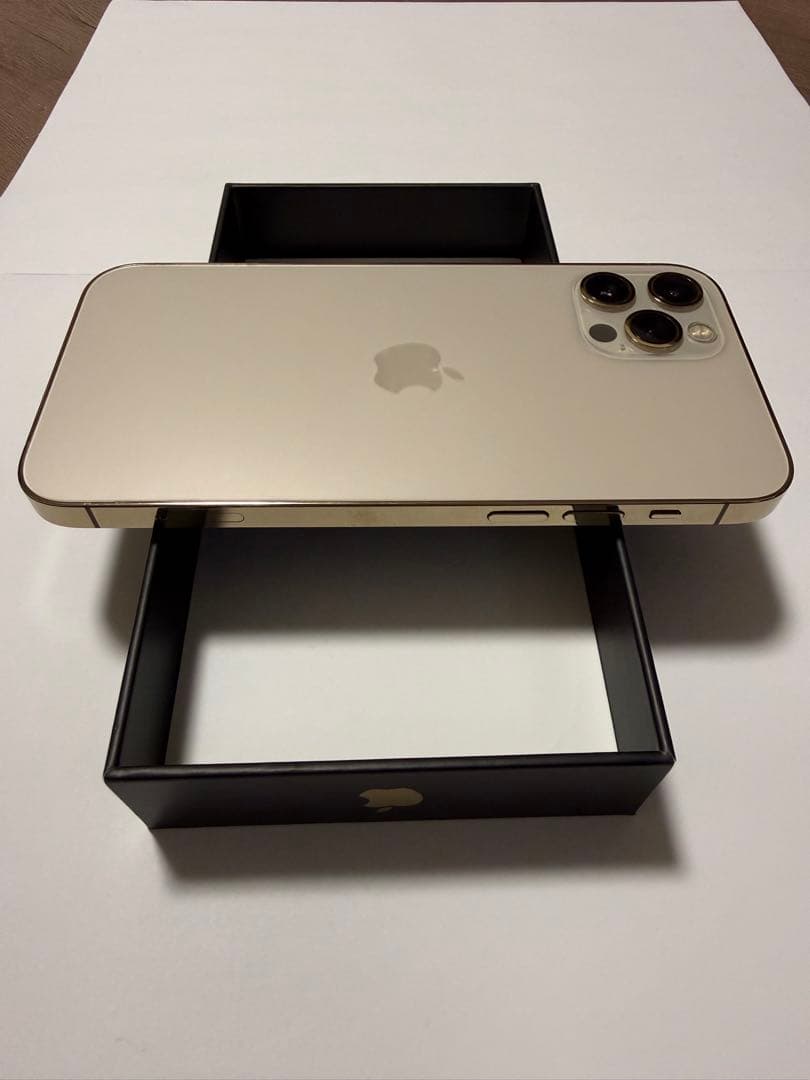 【美品】Apple iPhone 12 Pro ゴールド 本体