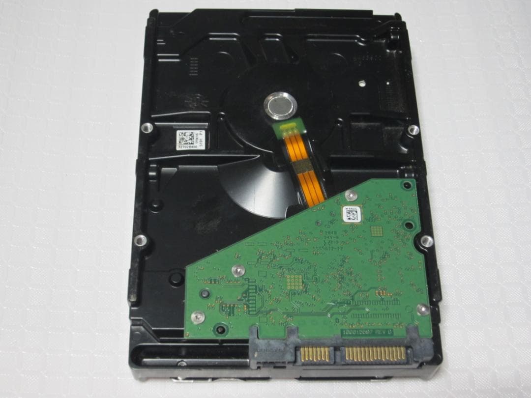 Seagate ST8000DM004 8TB 3.5インチ SATA ジャンク
