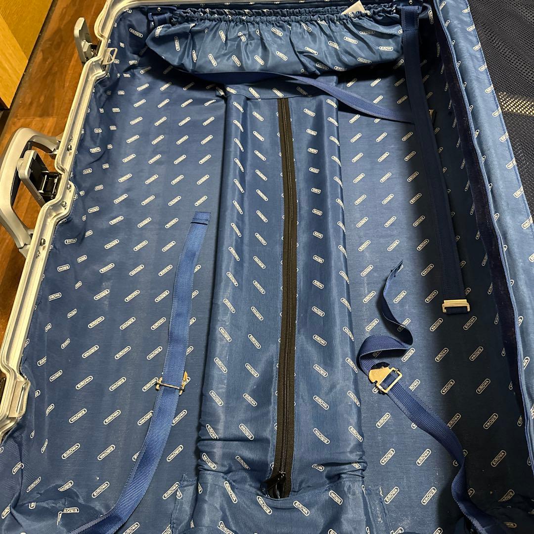 RIMOWAシルバーインテグラル キャリーケース ステッカー付き