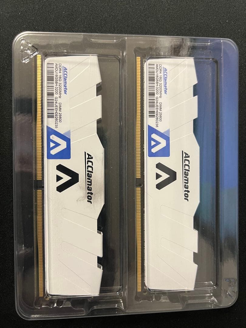 ACClamator 32GB 3200MHz メモリモジュール x2