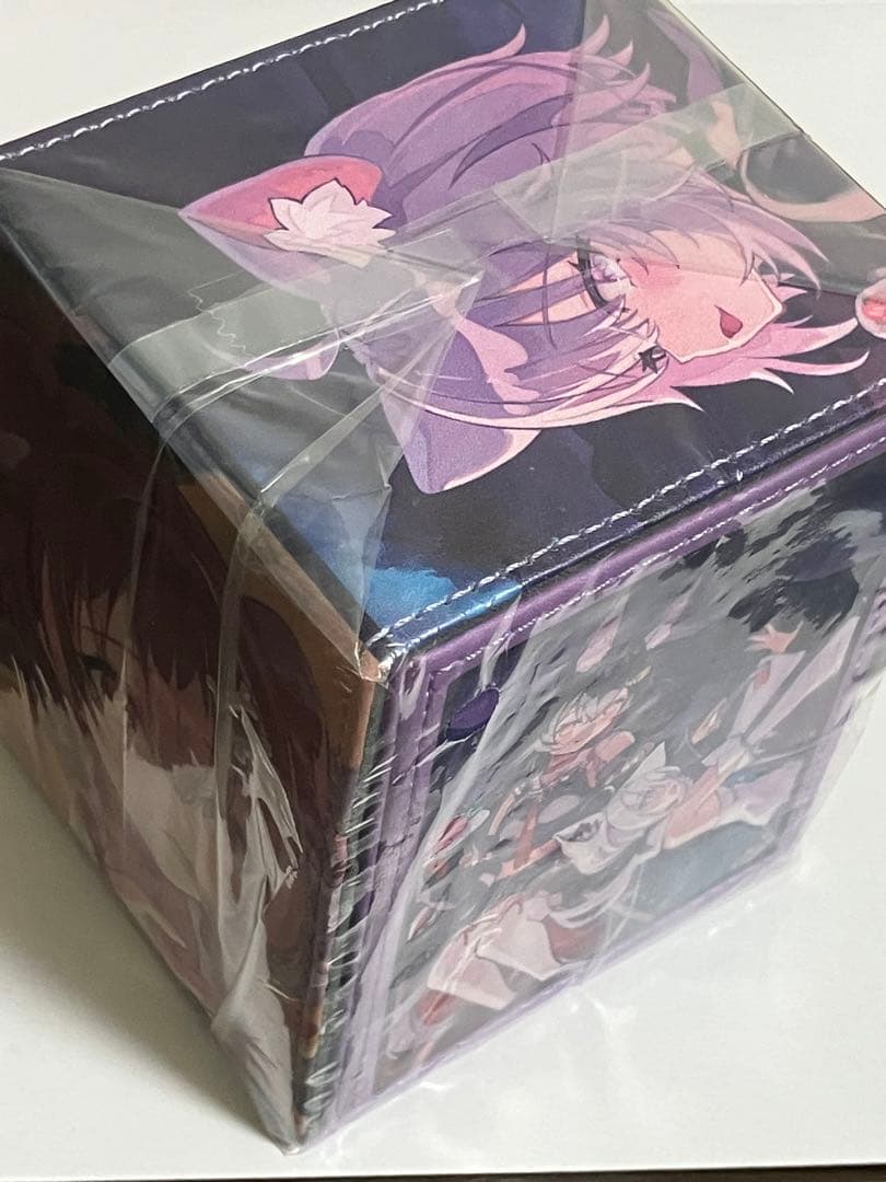 混沌の女神様　ホロライブゲーマーズ　合皮製ウィンドウデッキケース