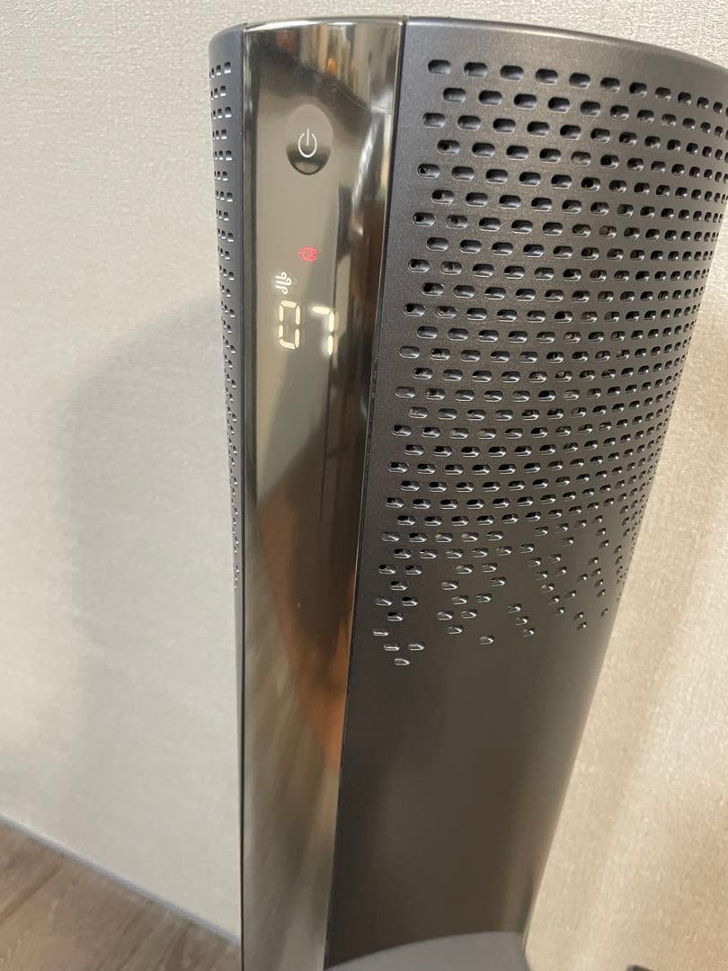 DeLonghi タワー型　冷房&暖房&空気清浄機　リモコン付き