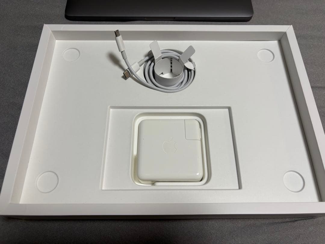 MacBook Pro 13インチ,2020,16,512,Core i7