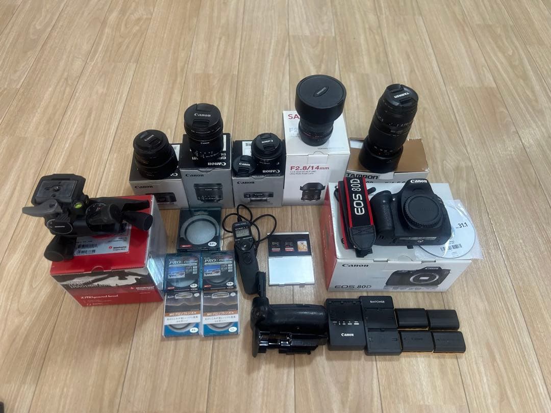 Canon EOS 80D デジタル一眼【すぐに始められるキット】