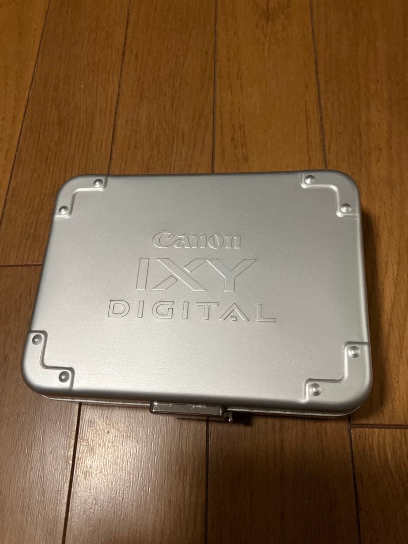 激レア　Canon IXY DIGITAL 200➕アルミケース