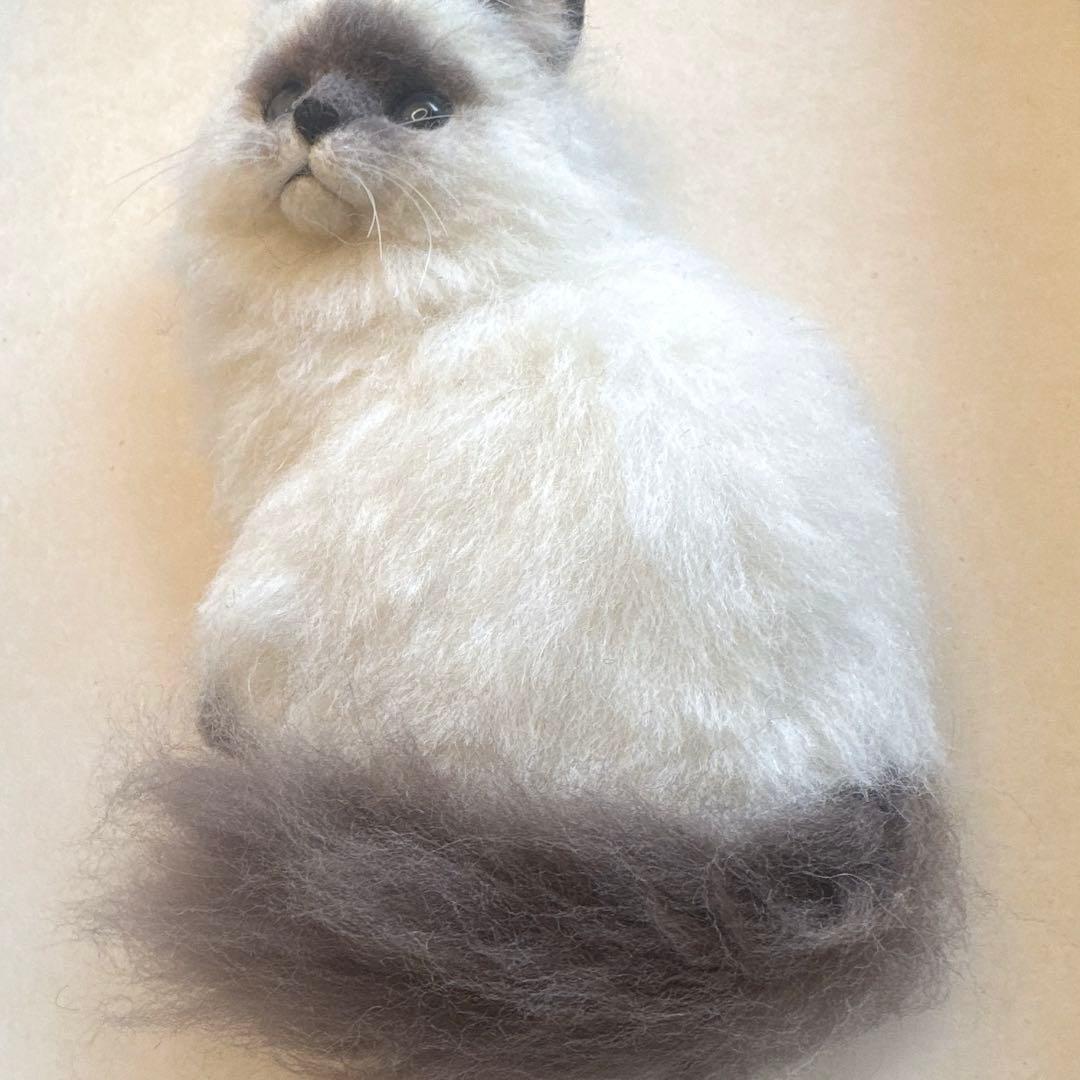 羊毛フェルト猫 バーマン猫ブローチ