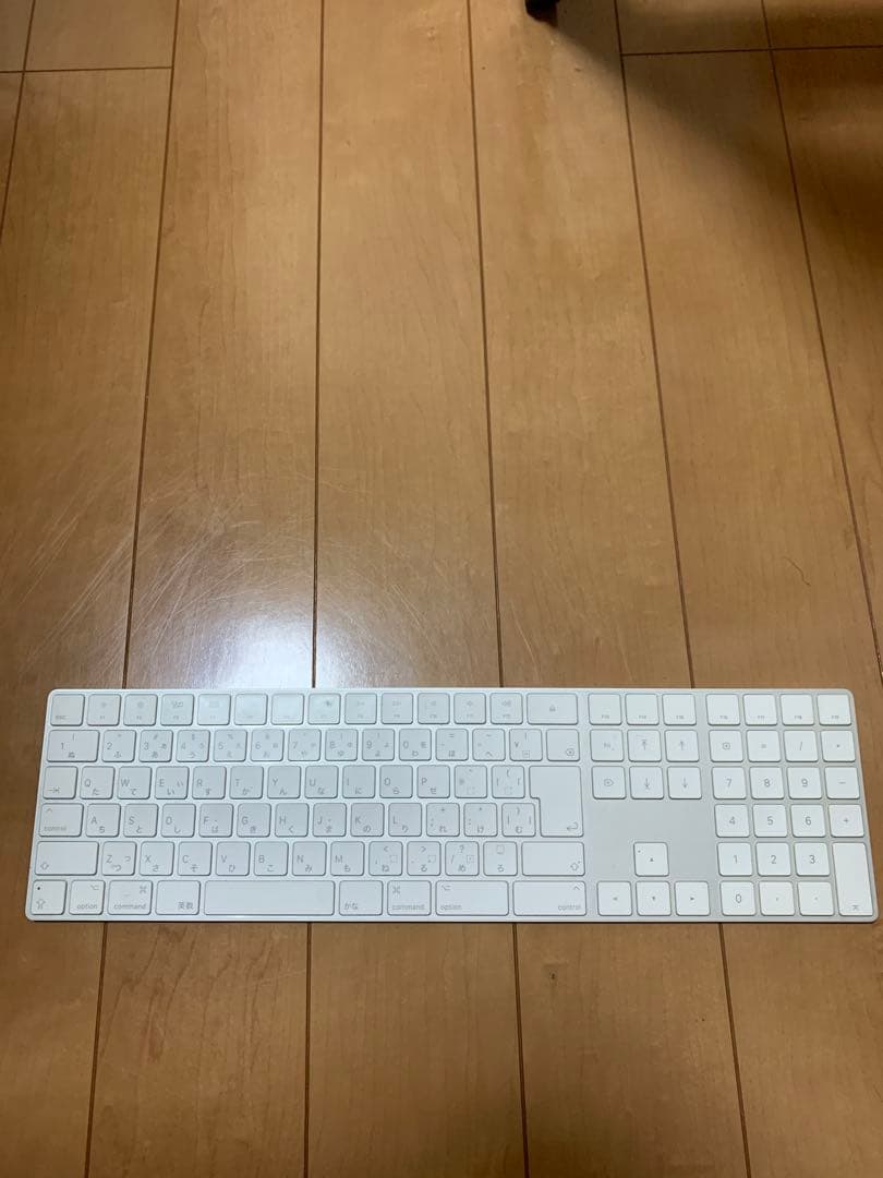 暇*ん様 ホワイト ワイヤレスキーボード 低プロファイル