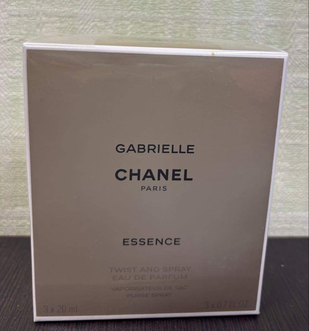 CHANEL ガブリエルシャネルエッセンス　ツイスト&スプレイ
