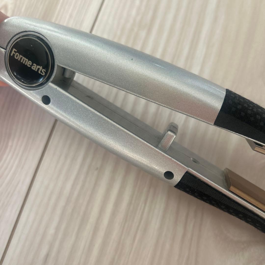 Forme arts ヘアアイロン