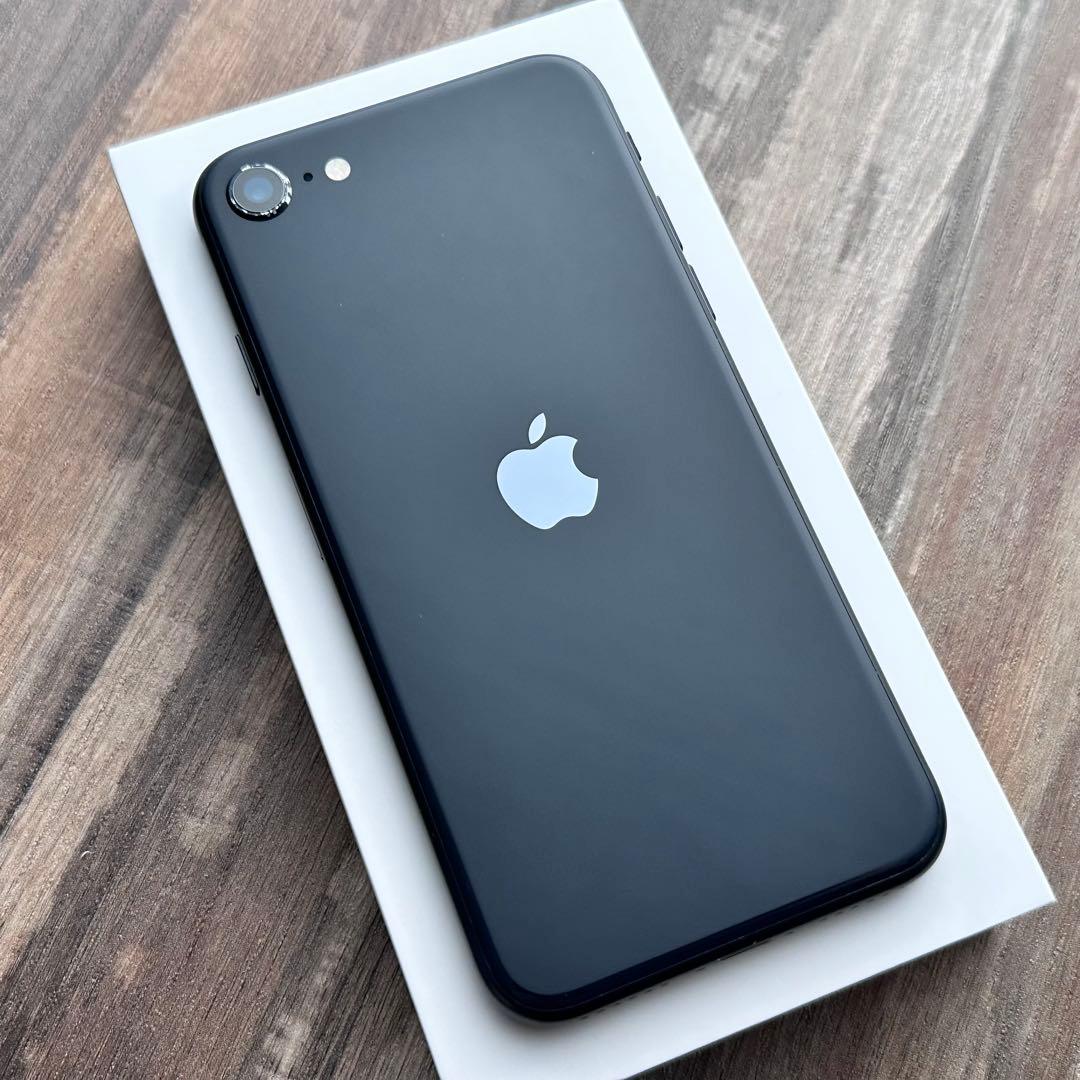 iPhoneSE 第3世代 本体 Midnight 64GB SIMフリー