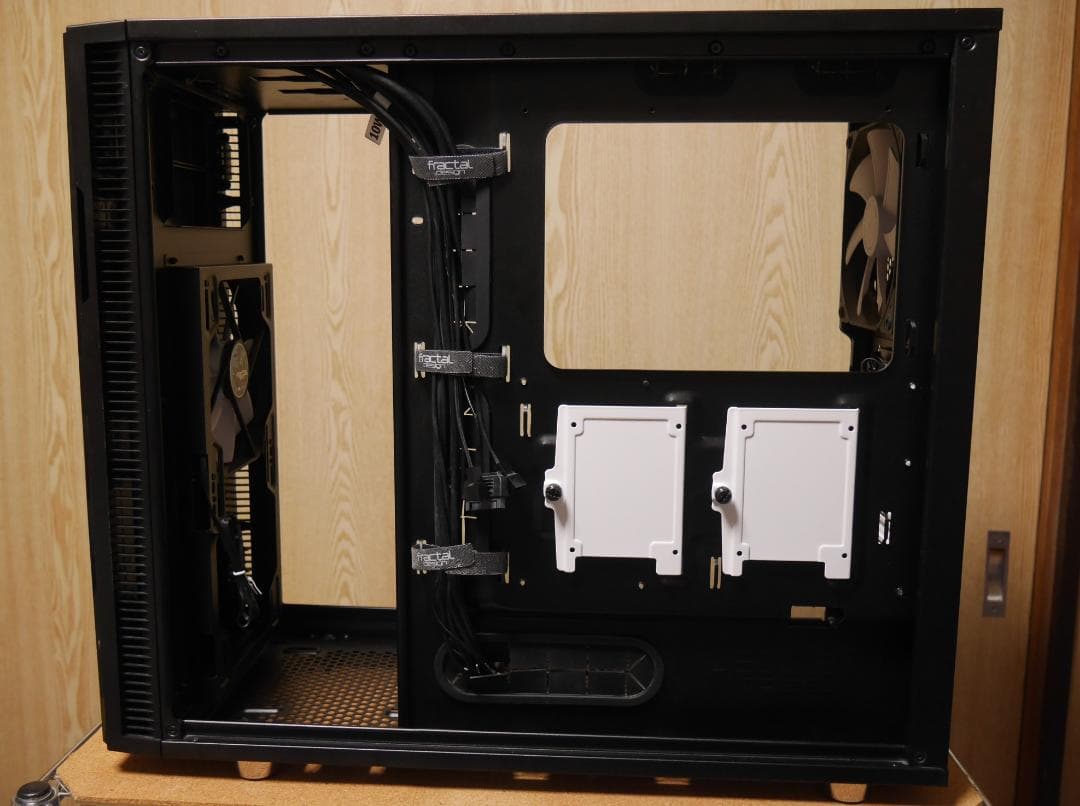 Fractal Design Define R5 PCケース