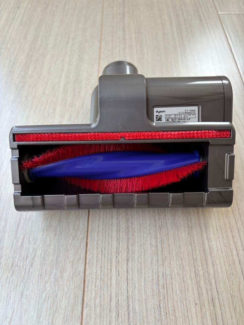 純正Dyson V8 Fluffyハンディクリーナー アタッチメント付き
