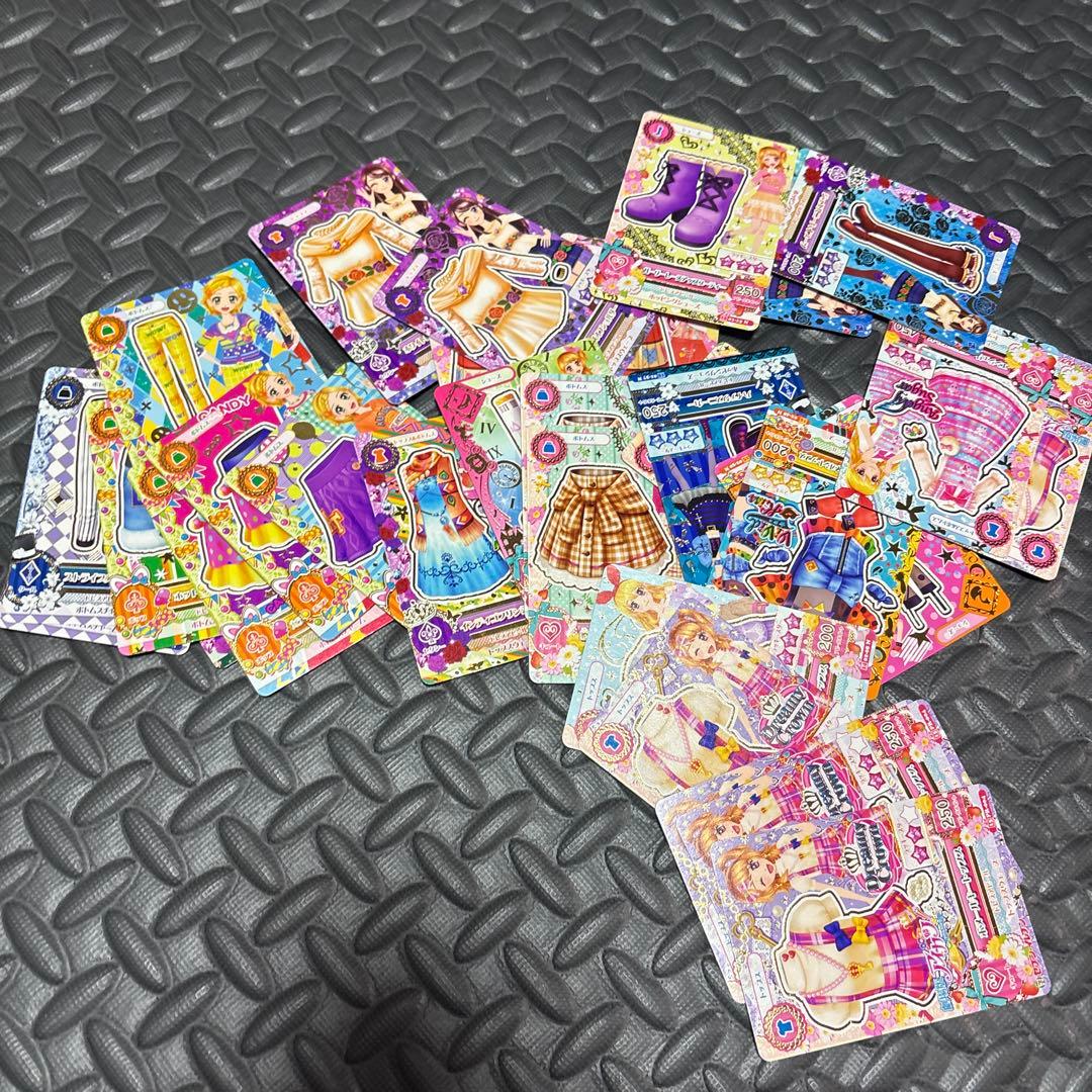 アイカツカードまとめ売り 約２００枚ぐらい
