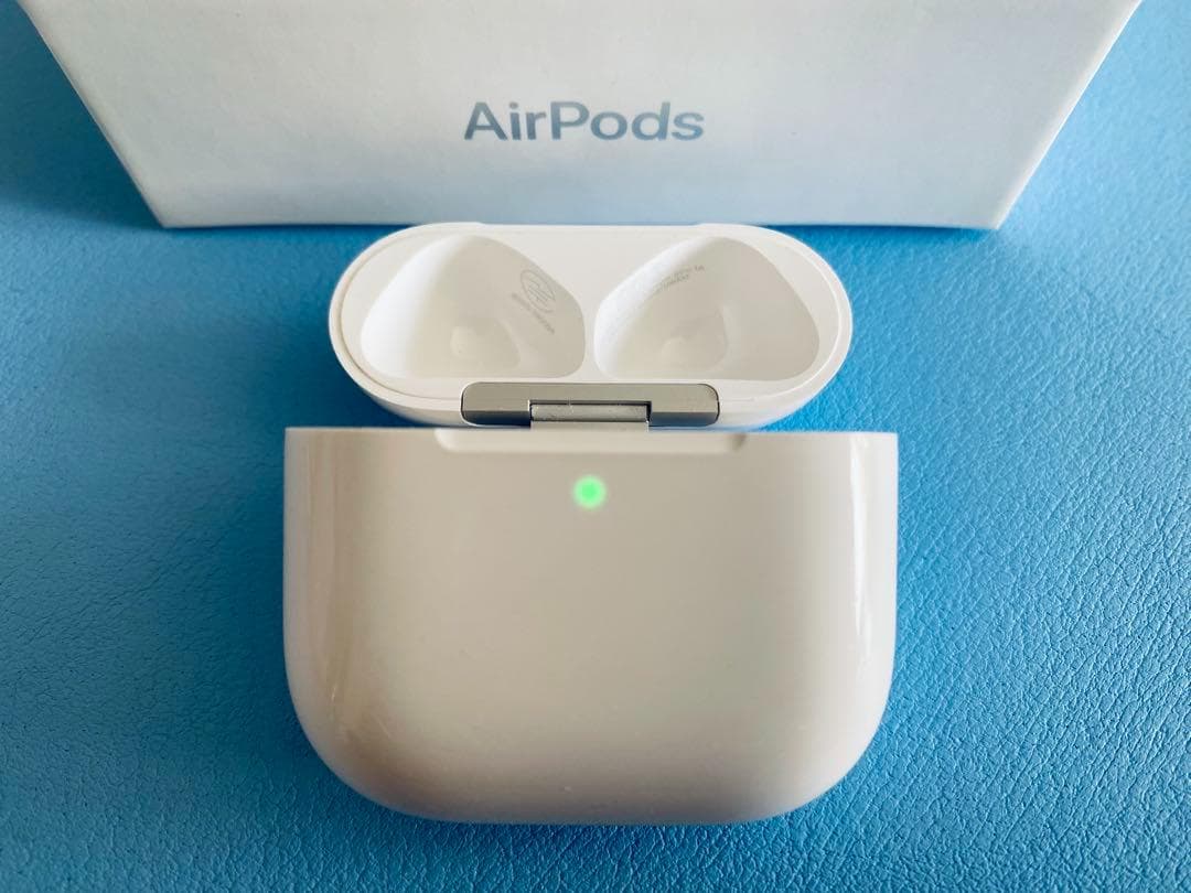 AirPods 第4世代 充電ケースのみ ノイキャン付 A3059 QPOD