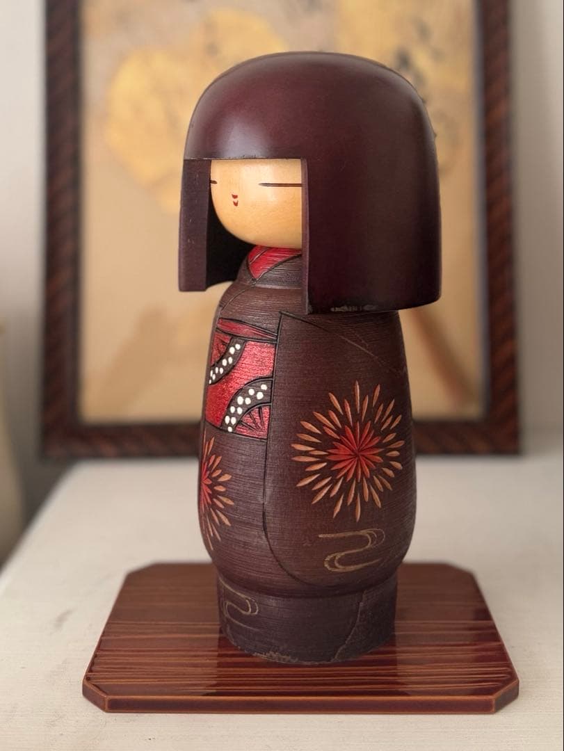 藤川正衛 作 25.5cm 大型 創作こけし 重厚な木の存在感・飾り台付き