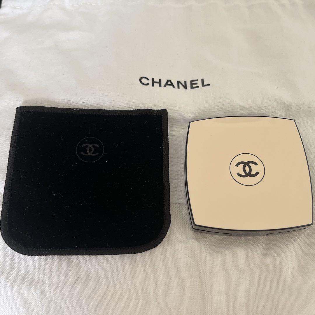 CHANEL アイシャドウ レベージュパレットルガール ウォーム サンプル付
