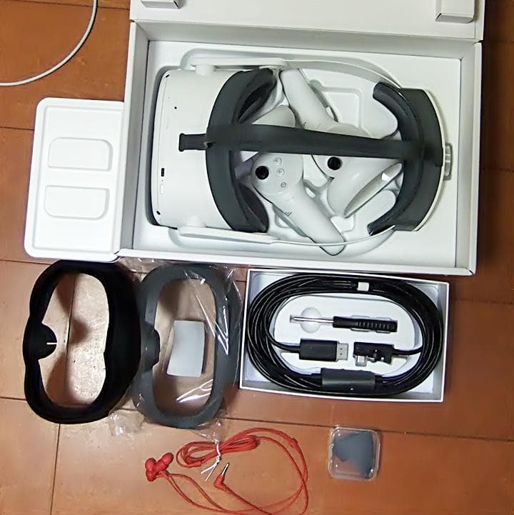 Pico Neo 3 Pro DPケーブル付属 VRヘッドセット
