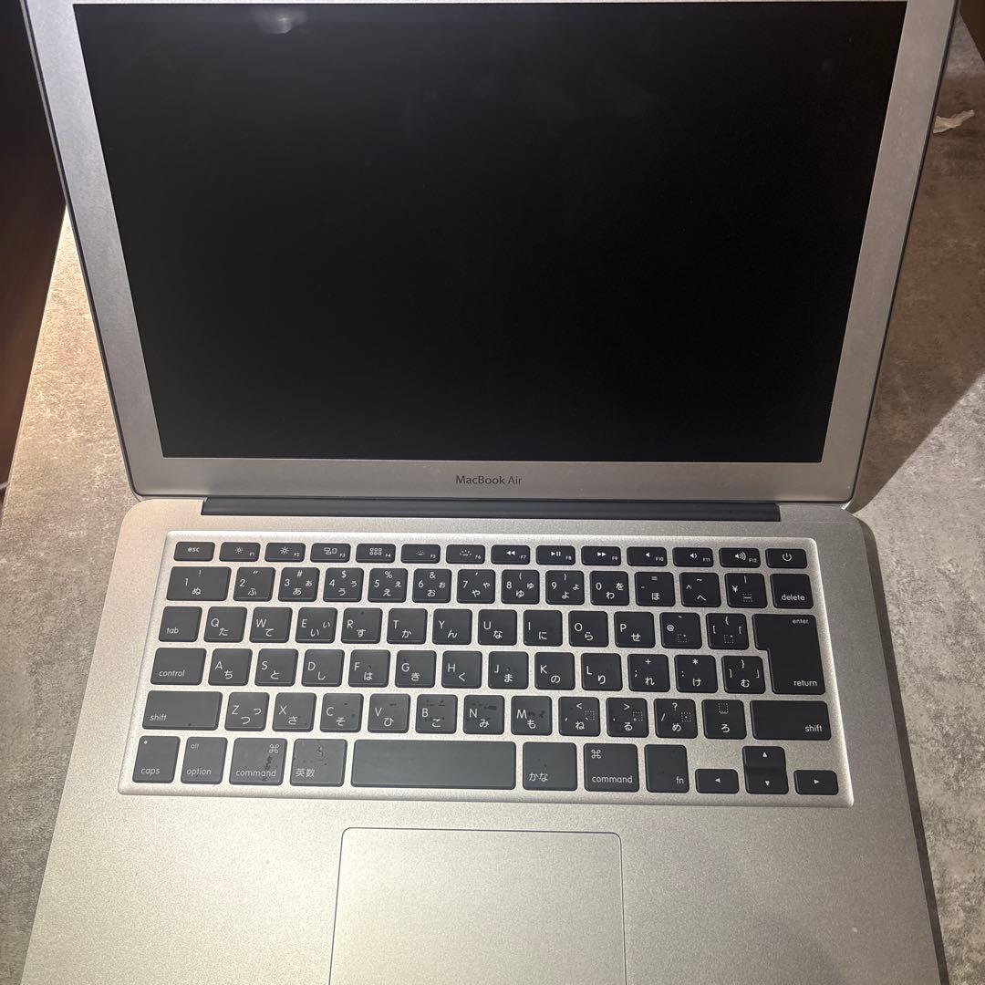 MacBook本体 Apple MacBook 4GB Air 13-inch Mid 2012
