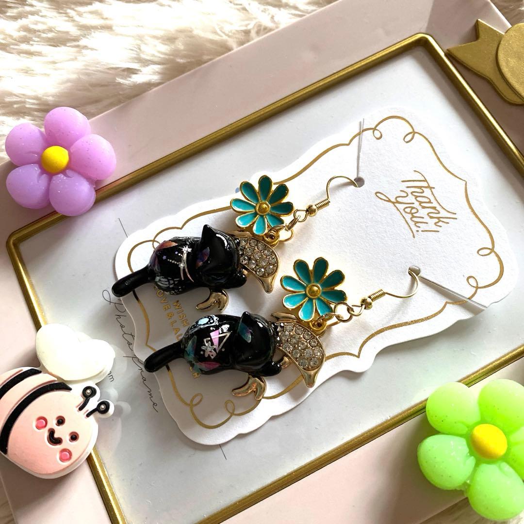 ☆黒猫ちゃんとイルカがオシャレなSummerピアス☆