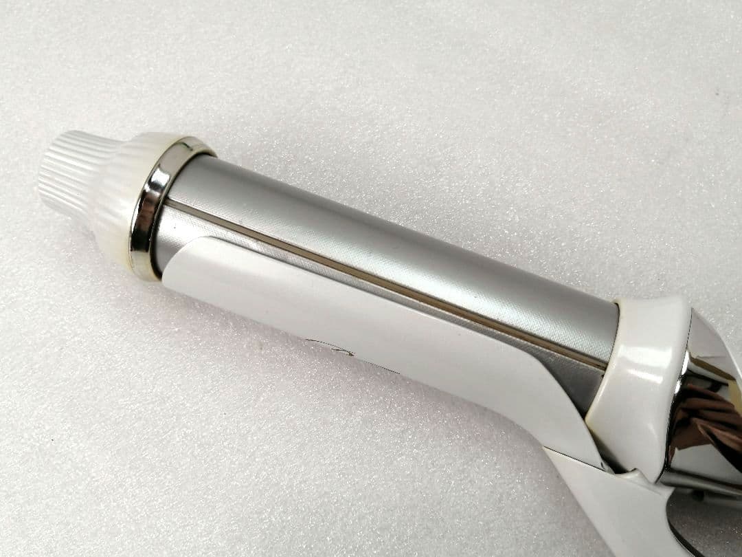 23年製　正規品リファ ビューテック カールアイロン　32mm コテ 043