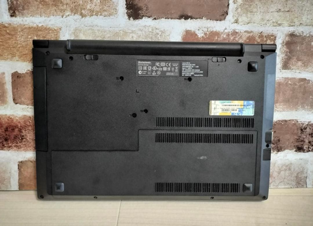 送料込■Western Digital社製ストレージ搭載！レノボのノートPC！