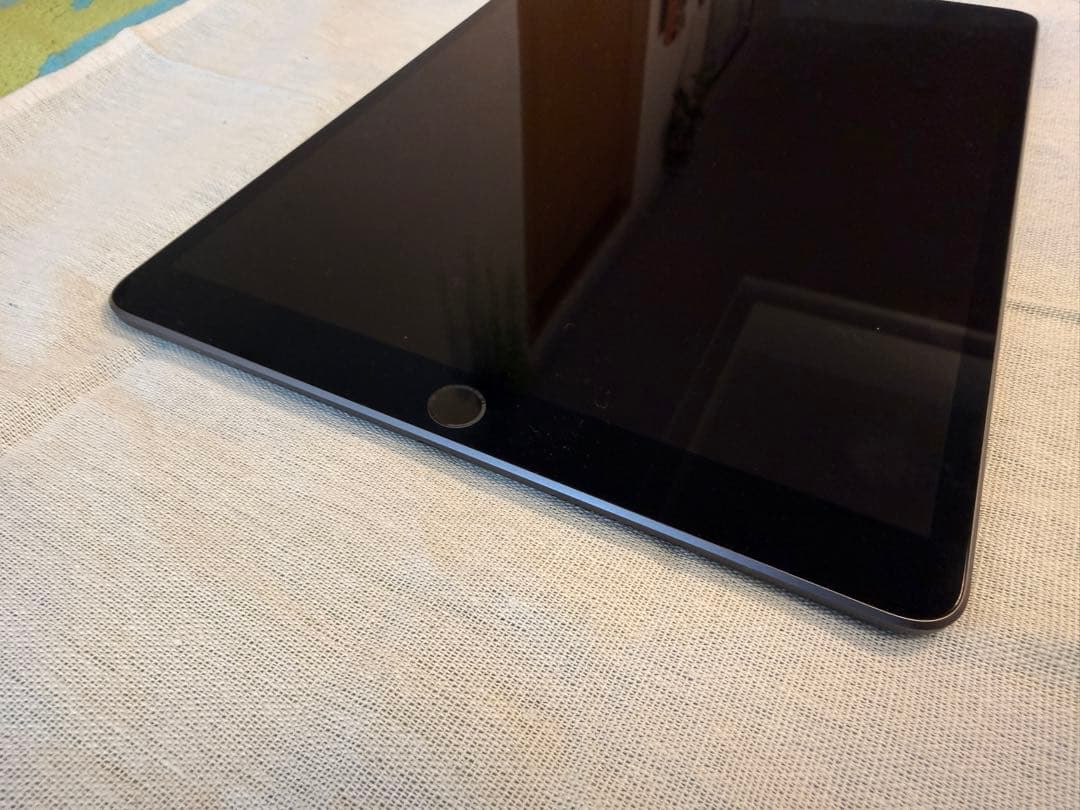 ipad air 第3世代　スペースブラック
