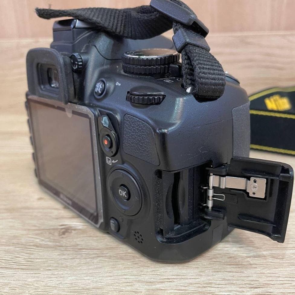 ●完動品✨ ニコン D3100 18-55mm セット 一眼レフ デジカメ