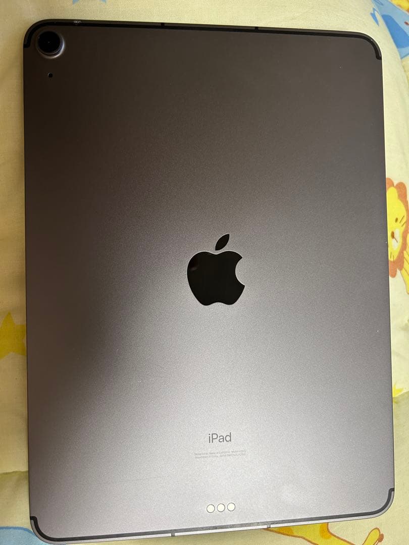 iPad Air 4 Wi-Fi + Cellular SIMフリー 画面割れ有