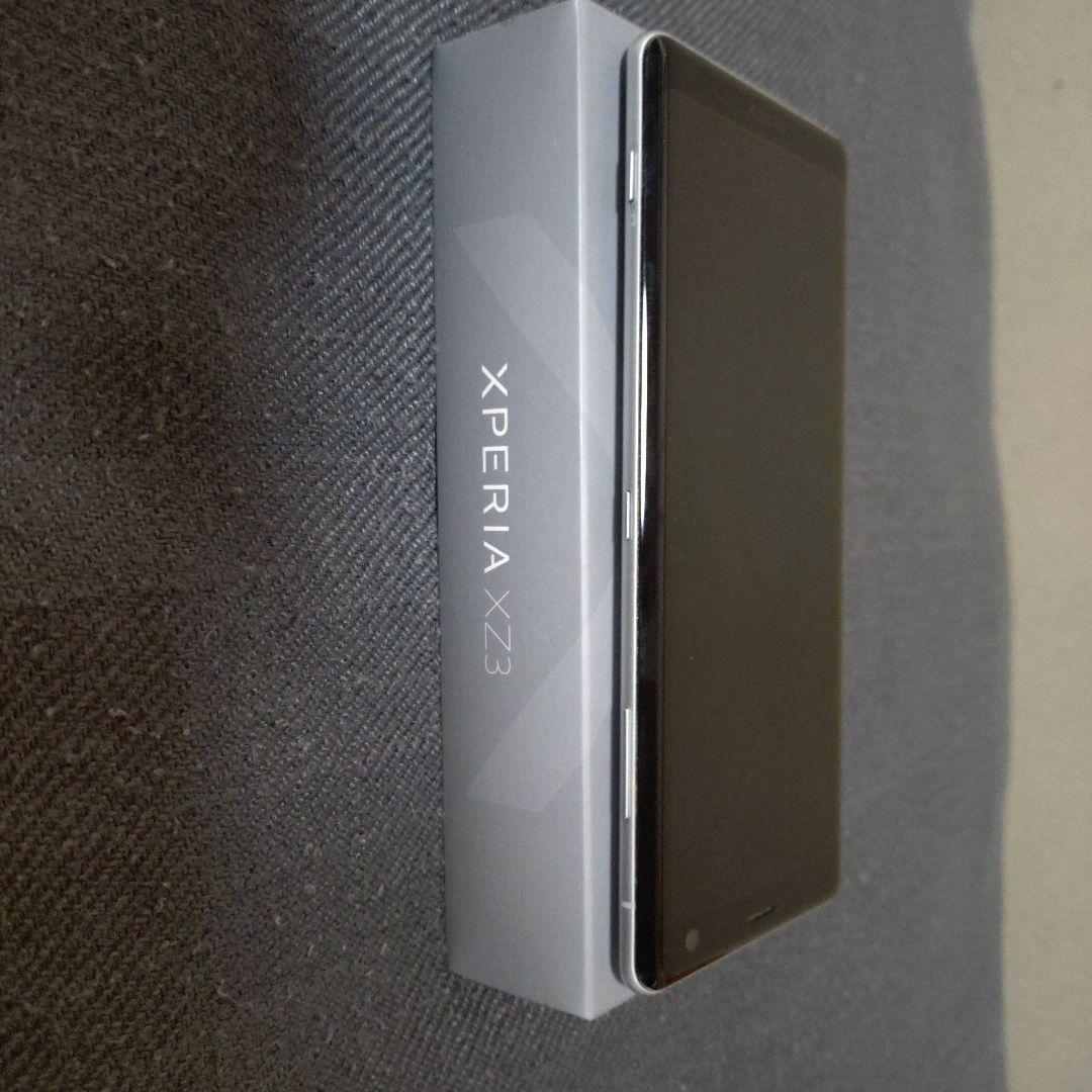 SONY Xperia XZ3 SIMフリー ホワイトシルバー　箱.説明書有り