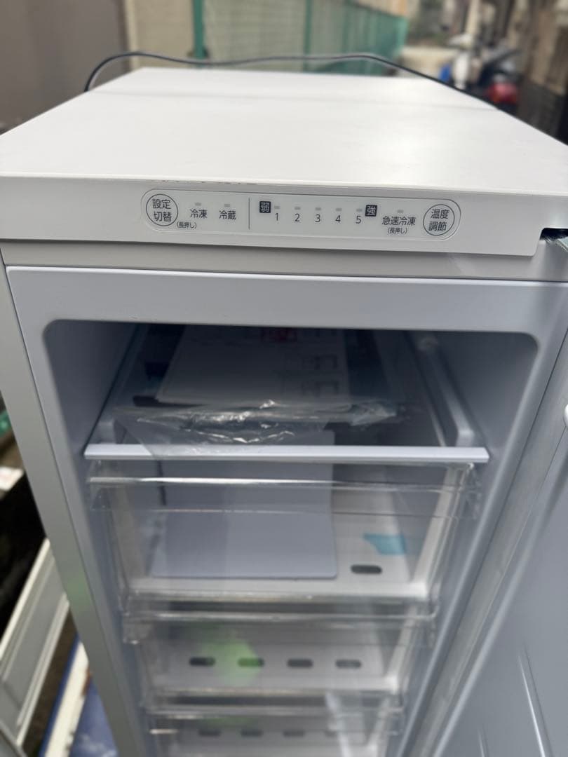 アイリスオーヤマ　冷凍庫　80L　KUSN-S8D-W　2024年
