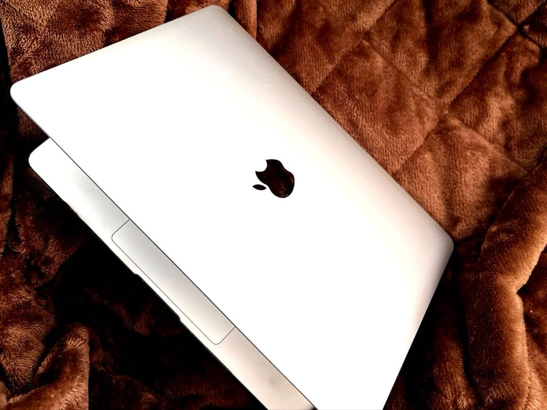 MacBook本体 MacBook Air M1 2020 A2337 8GB 256GB