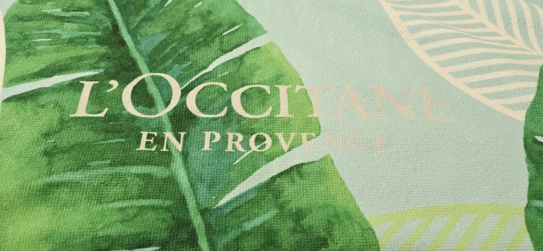 L'OCCITANE 円形　バスタオル　ラウンド　ビーチタオル　ロクシタン