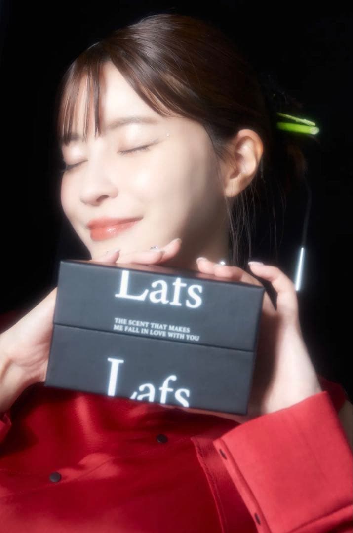 Lafs 香水 岸明日香 プロデュース