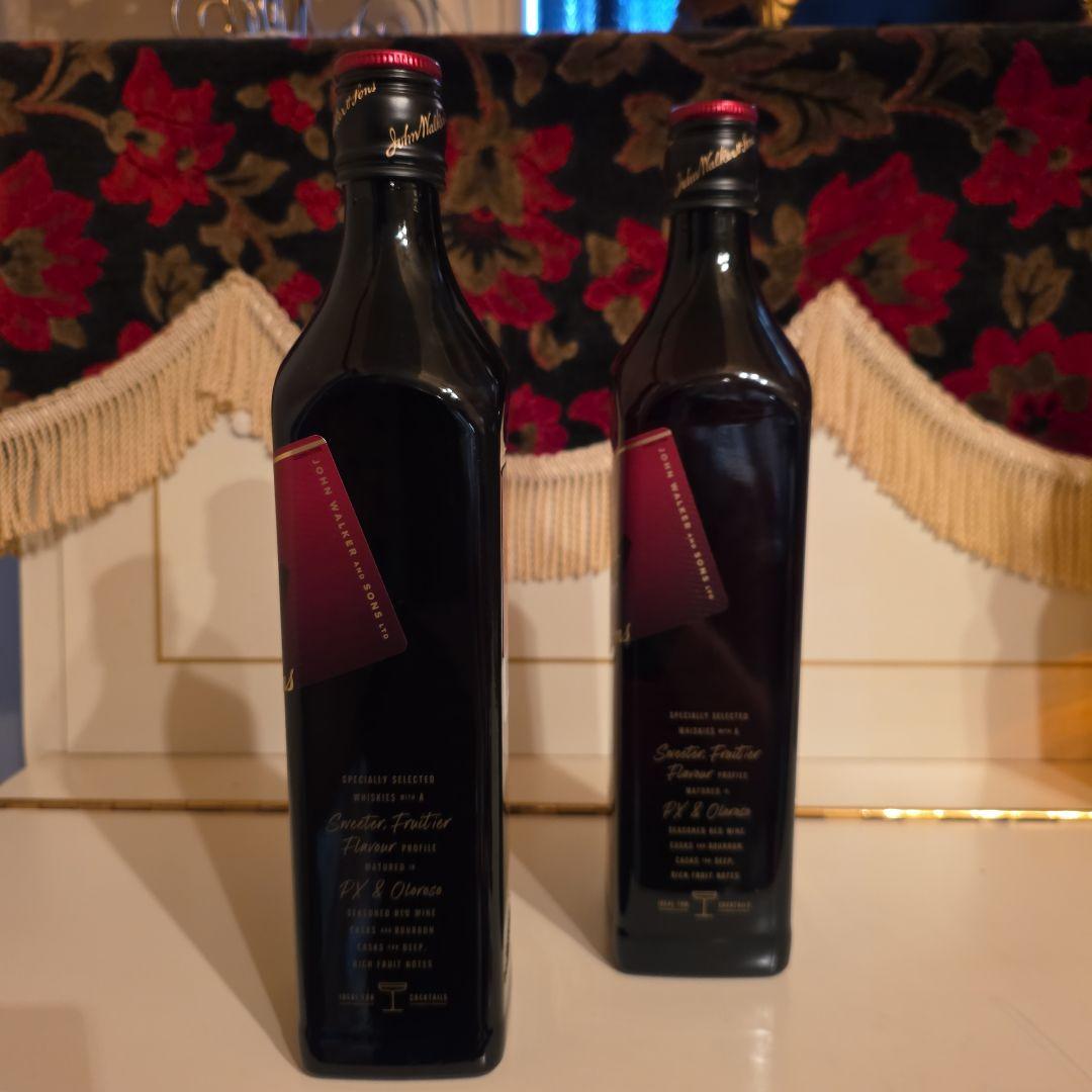 [人気商品] Johnnie Walker Black Ruby 再入荷 !